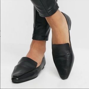 STEVE MADDEN BLACK LEATHER GEMMY LOAFER FLATS